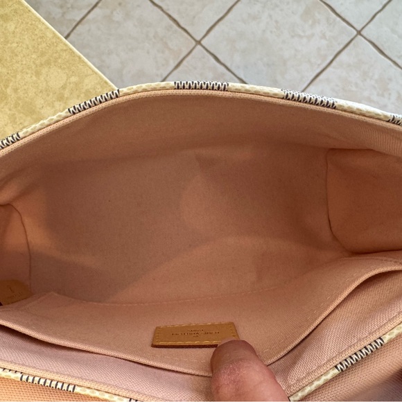 Authentic Louis Vuitton Damier Azur Croisette - Picture 6 of 13